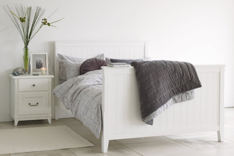 651_zoomed_devonsidetable3