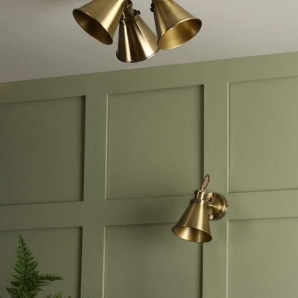 Rufus 3lt Plate Spotlight Antique Brass