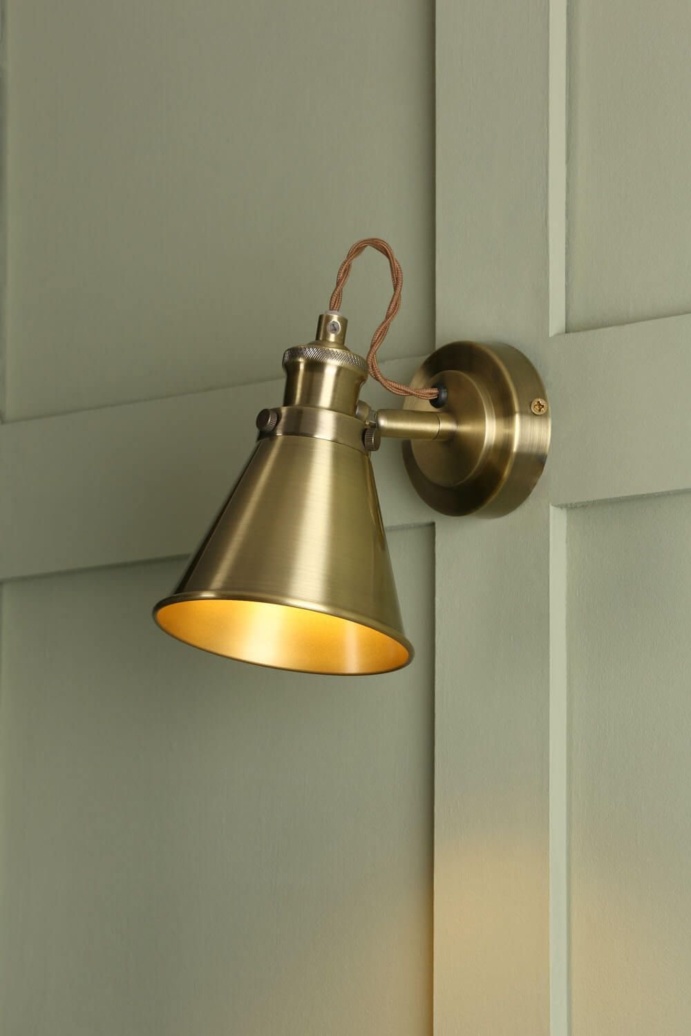 aplique-de-pared-rufus-bronce (1)