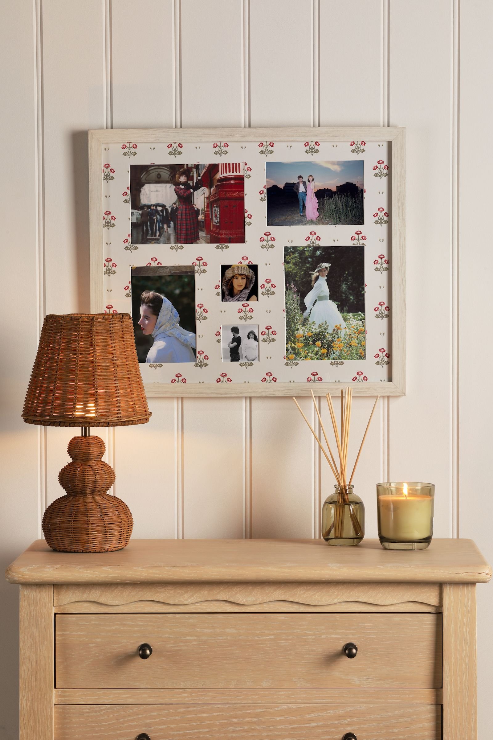marco-multiapertura-harthill-daisies-laura-ashley-blanco (1)