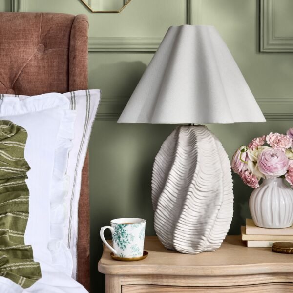STRATA TABLE LAMP